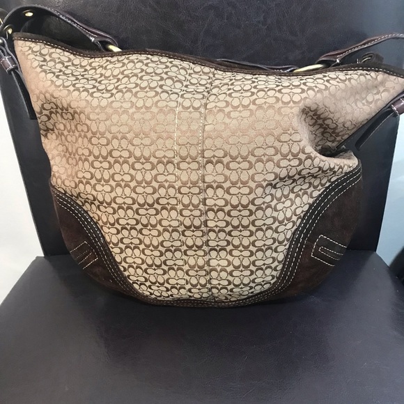 Authentic Coach purse size 13” length and 11”width - Picture 5 of 7